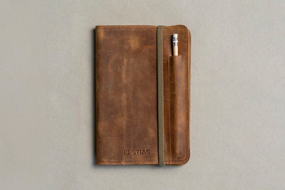 - Porta Libreta Cuero - WF/V - BESTIAS
