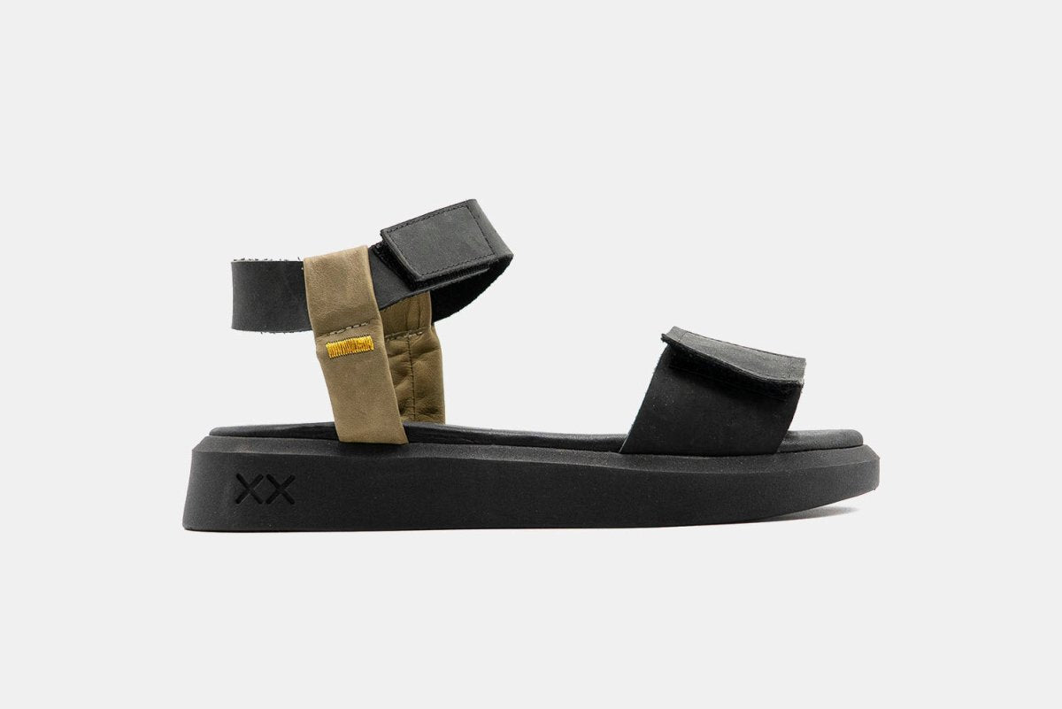 Shoes - Sandalia Mujer - Leona Black - BESTIAS