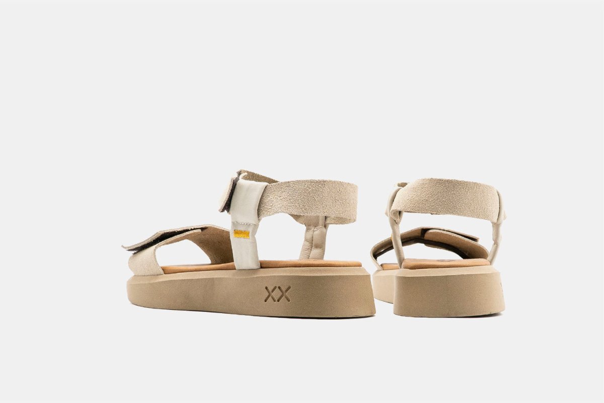 Shoes - Sandalia Mujer - Leona Suede Nude - BESTIAS