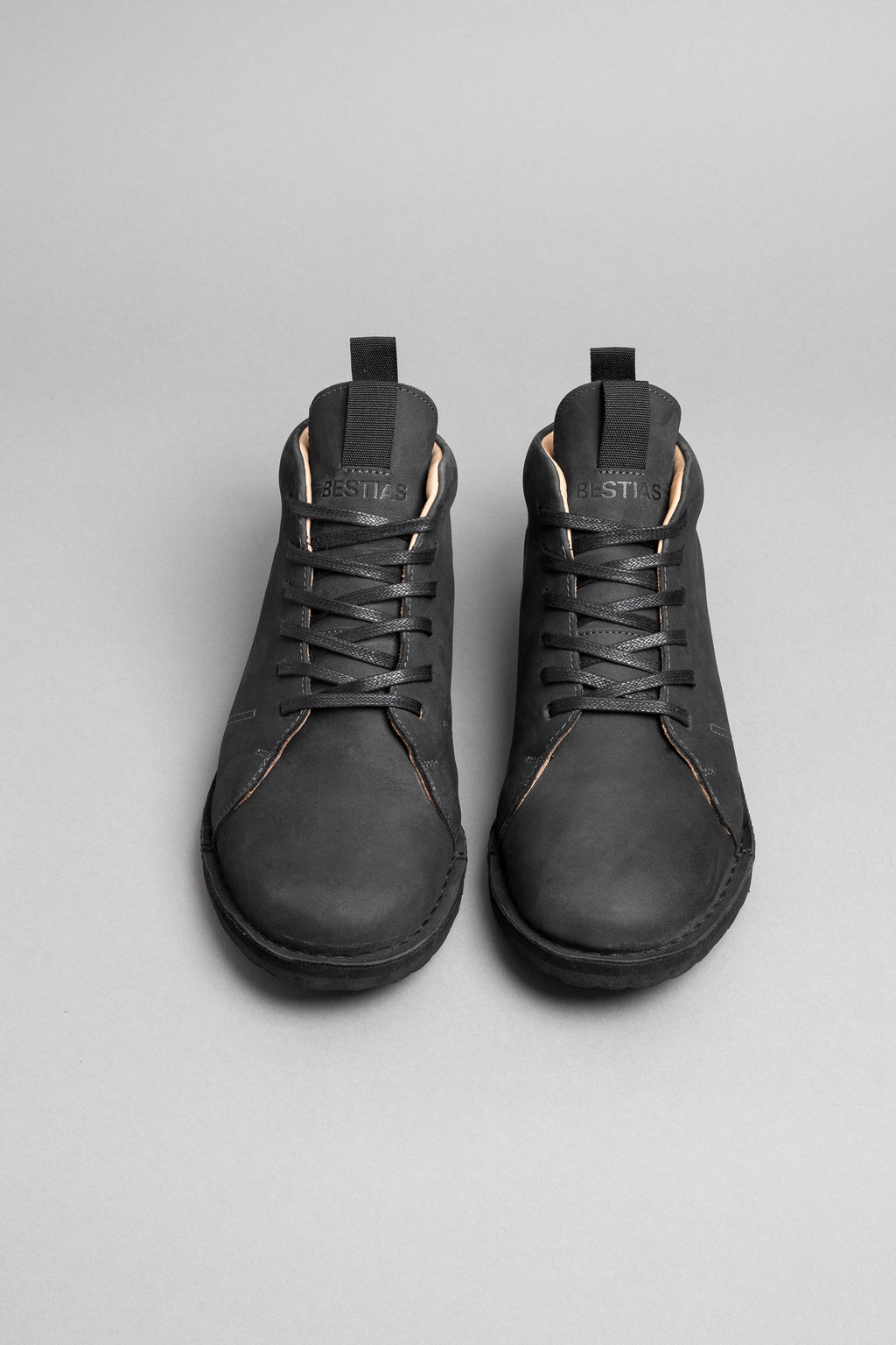 Chacal  Stitch | Black