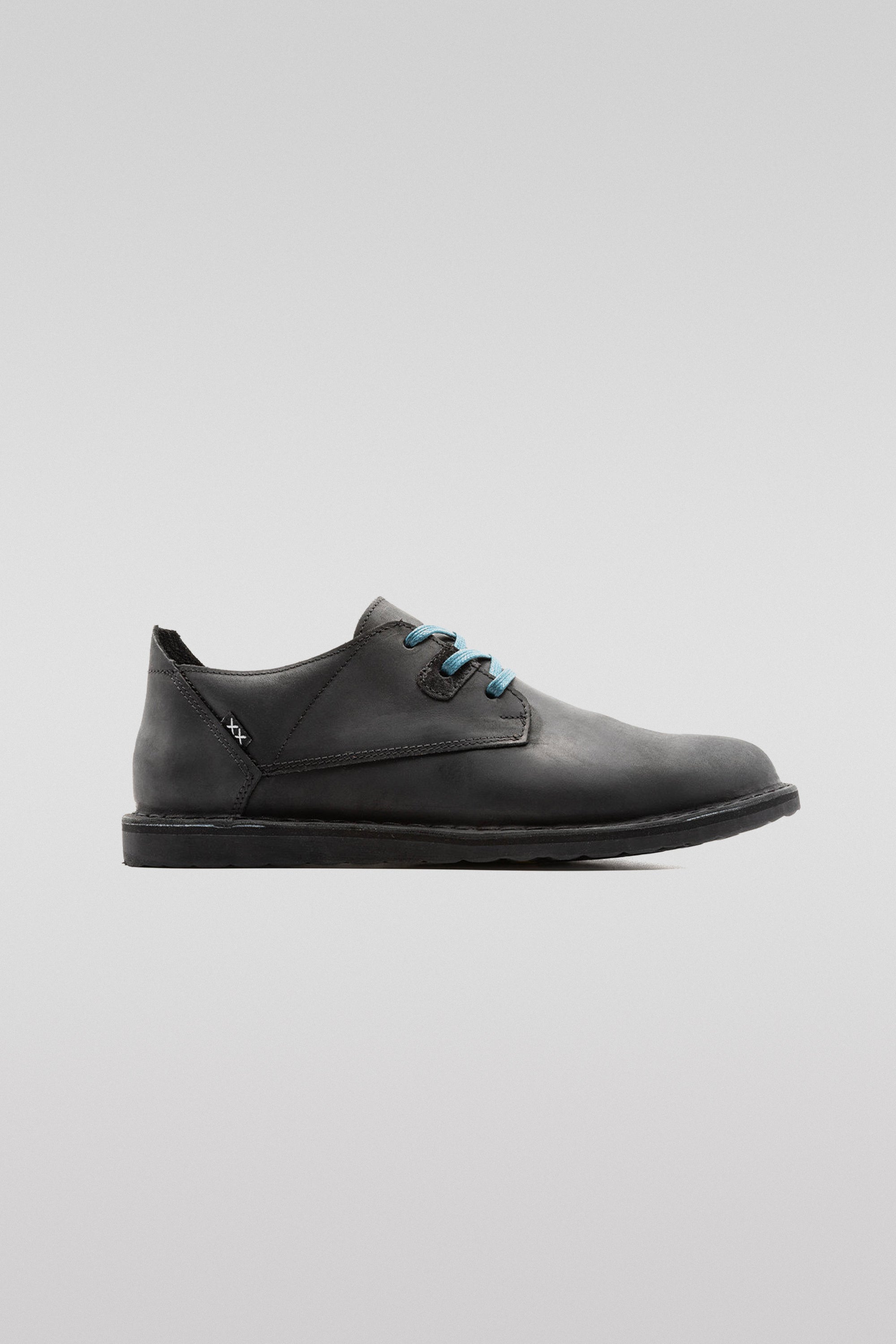 Pudú Low | Black Graso
