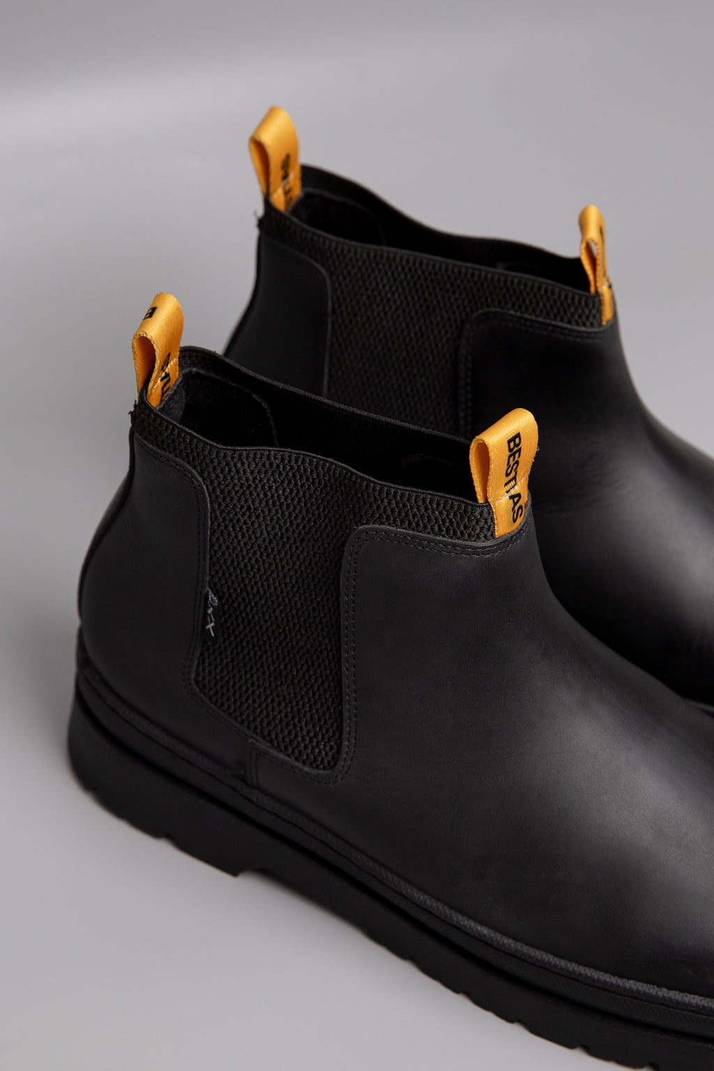 Rana | Black Graso