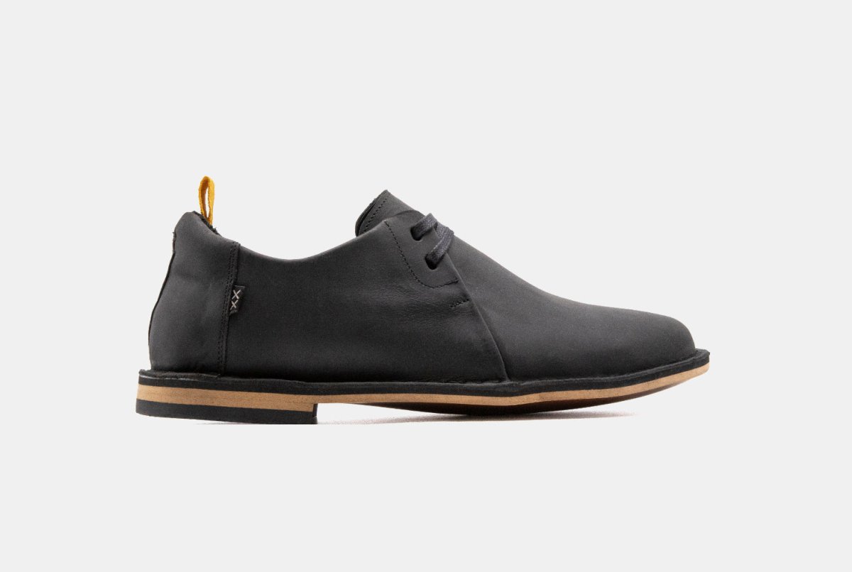 Shoes - Botín Hombre - New Atlas Low Black - BESTIAS