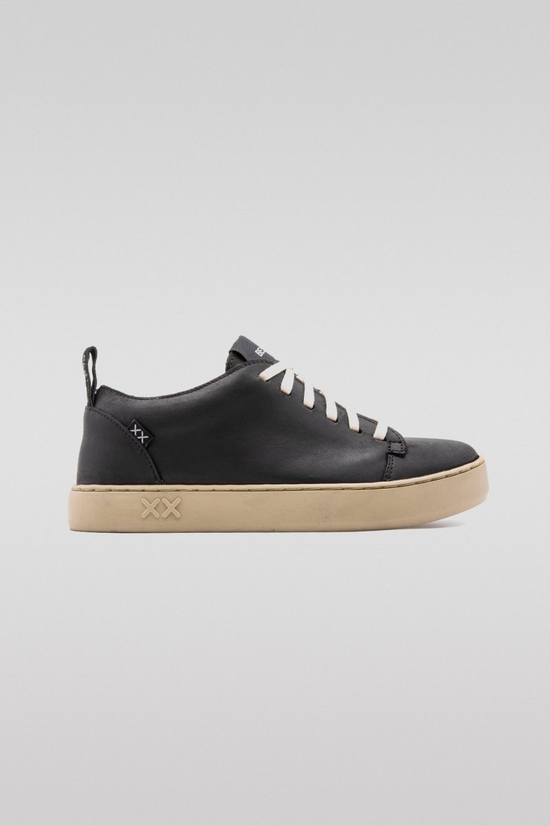 Shoes - Cayman Low | Black / Gold - BESTIAS