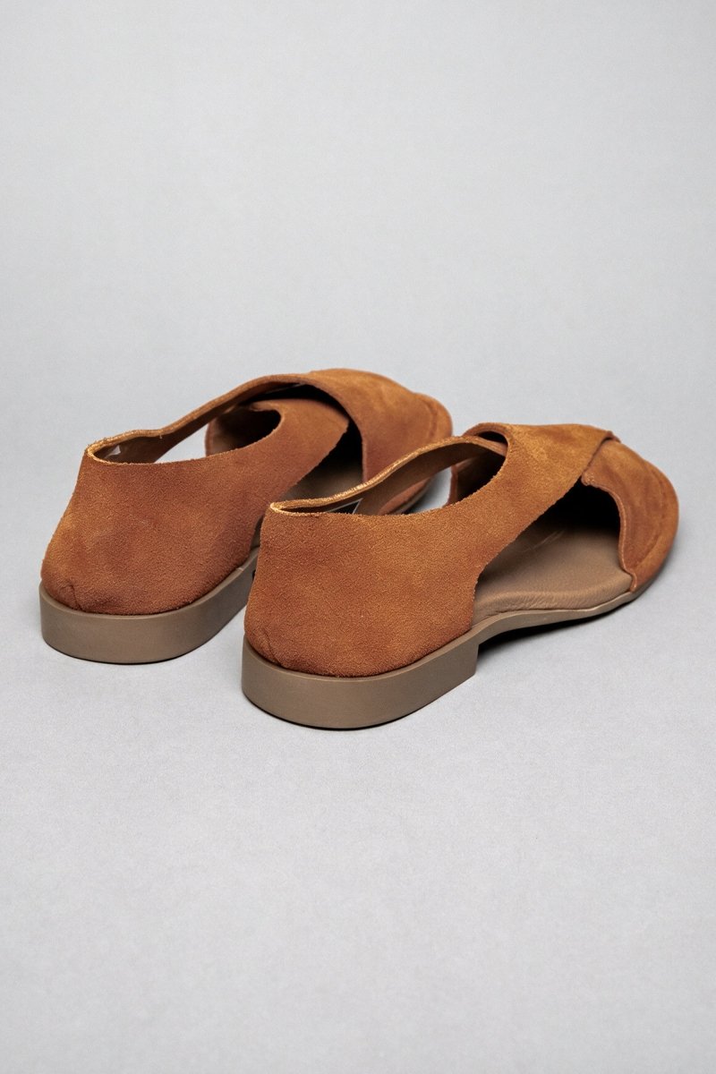 Shoes - Kaia | Suede Rum - BESTIAS