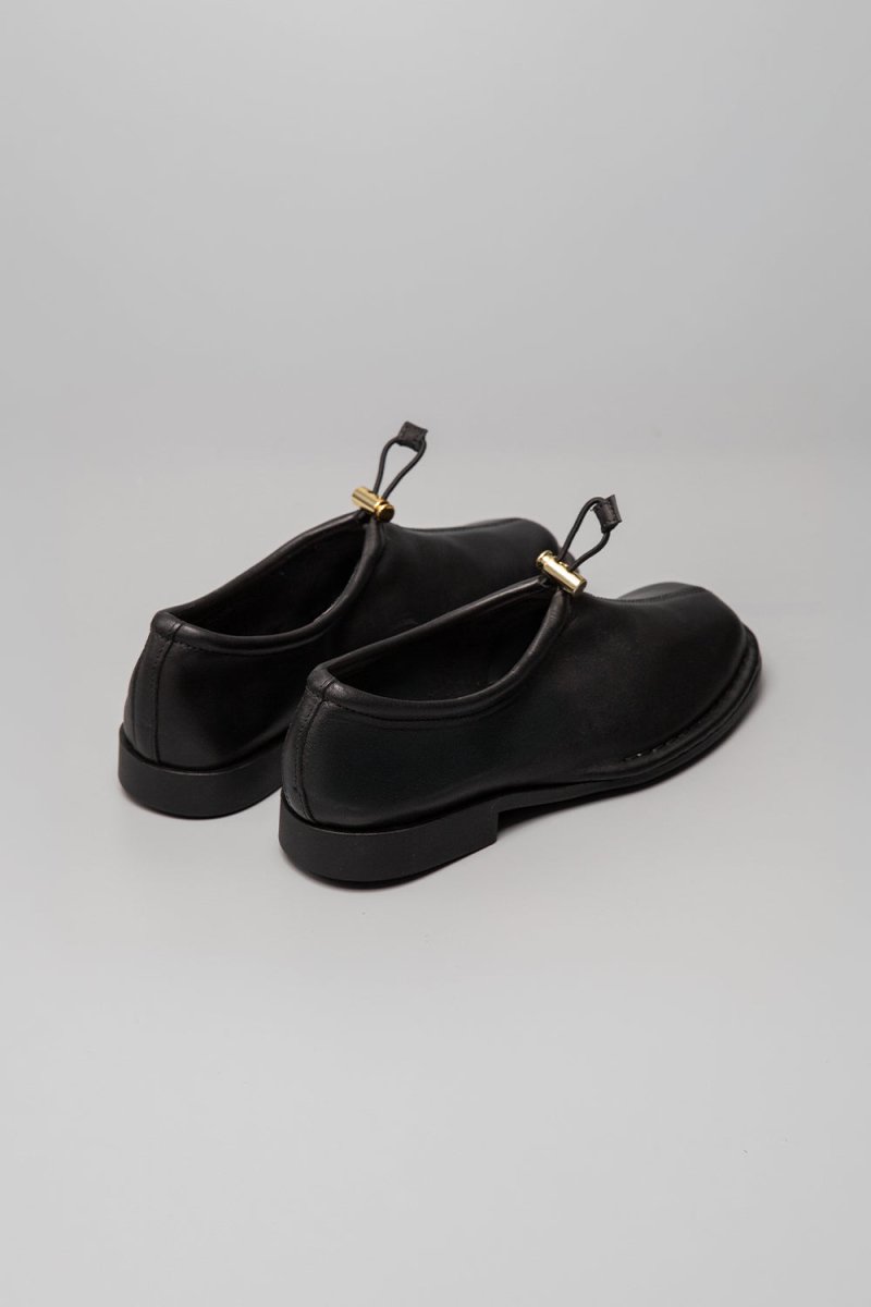 Shoes - Mujer - Komori Black - BESTIAS