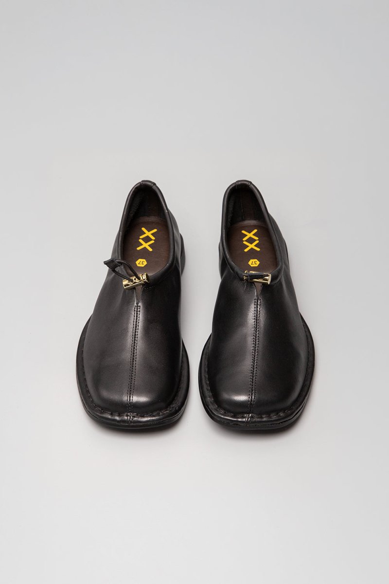 Shoes - Mujer - Komori Black - BESTIAS