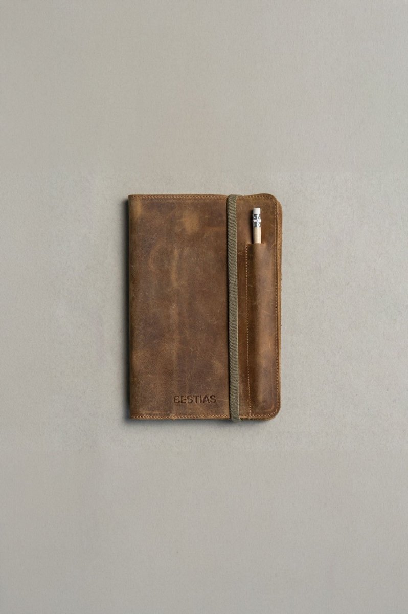  - Porta Libreta Cuero - WF/V - BESTIAS
