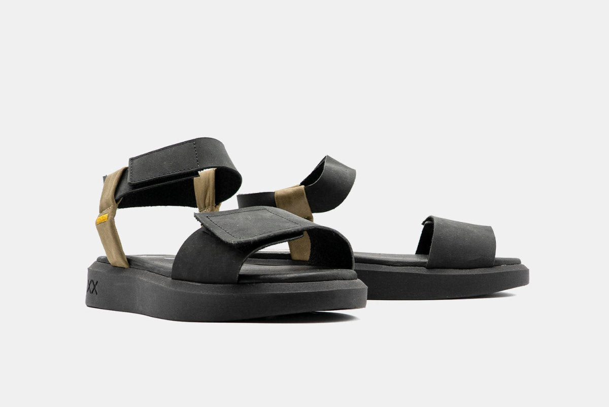 Shoes - Sandalia Mujer - Leona Black - BESTIAS