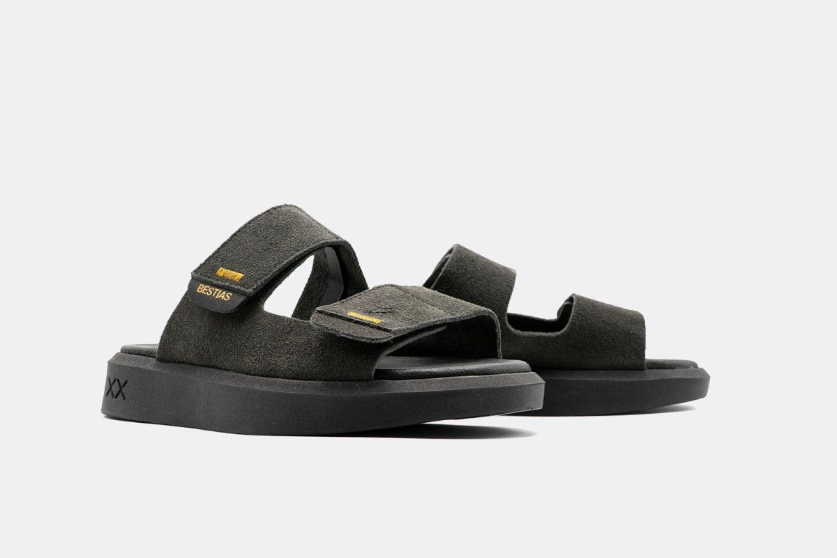 Shoes - Sandalia Mujer - Pantai Suede Onyx - BESTIAS