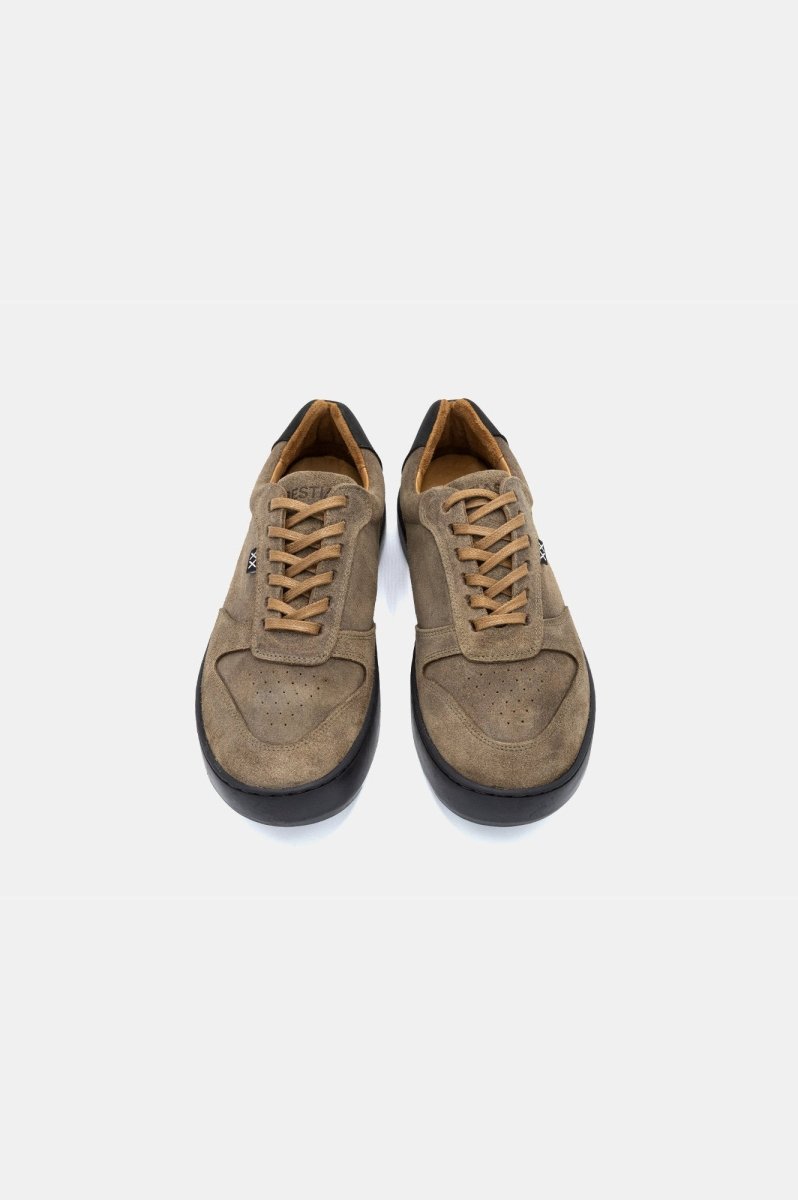 Shoes - Zapatilla Hombre - Bora Suede Plutón / Gum - BESTIAS