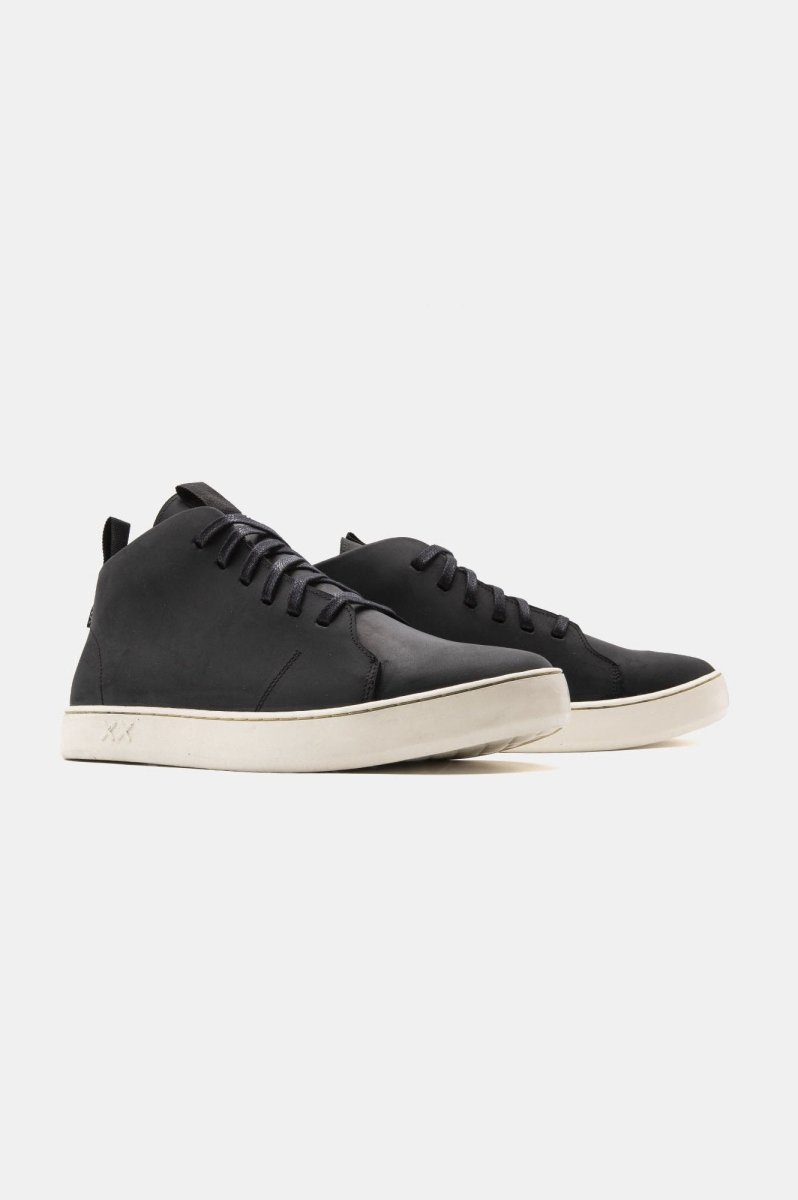 Shoes - Zapatilla Hombre - Chacal Black - White - BESTIAS