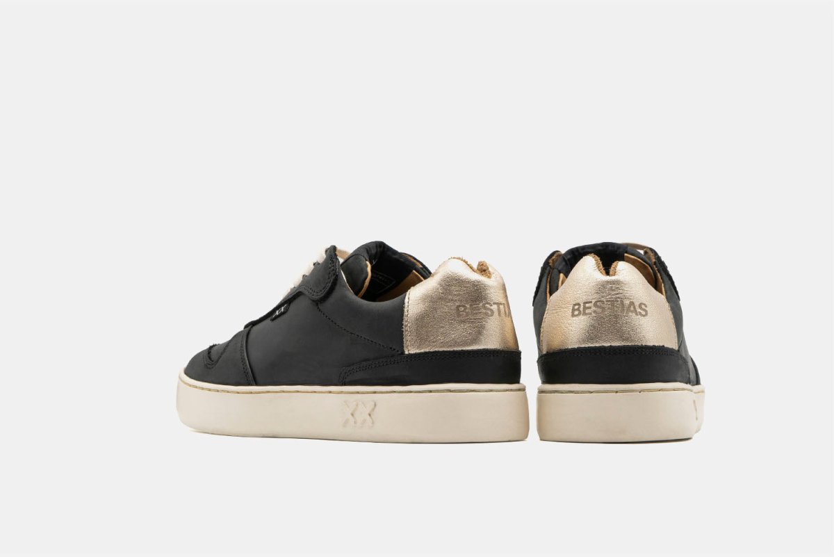 Shoes - Zapatilla Mujer - Bora Black/Gold - BESTIAS