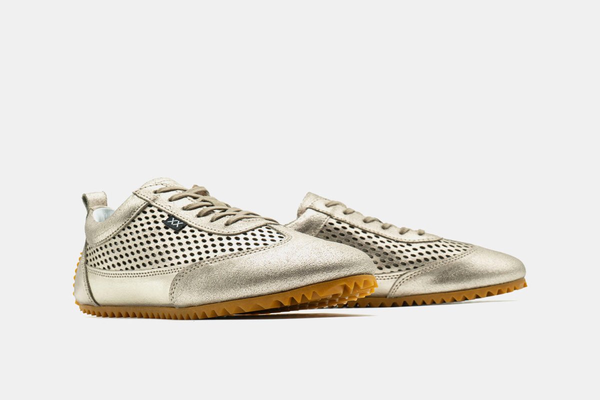 Shoes - Zapatilla Mujer - Delfina Gold - BESTIAS