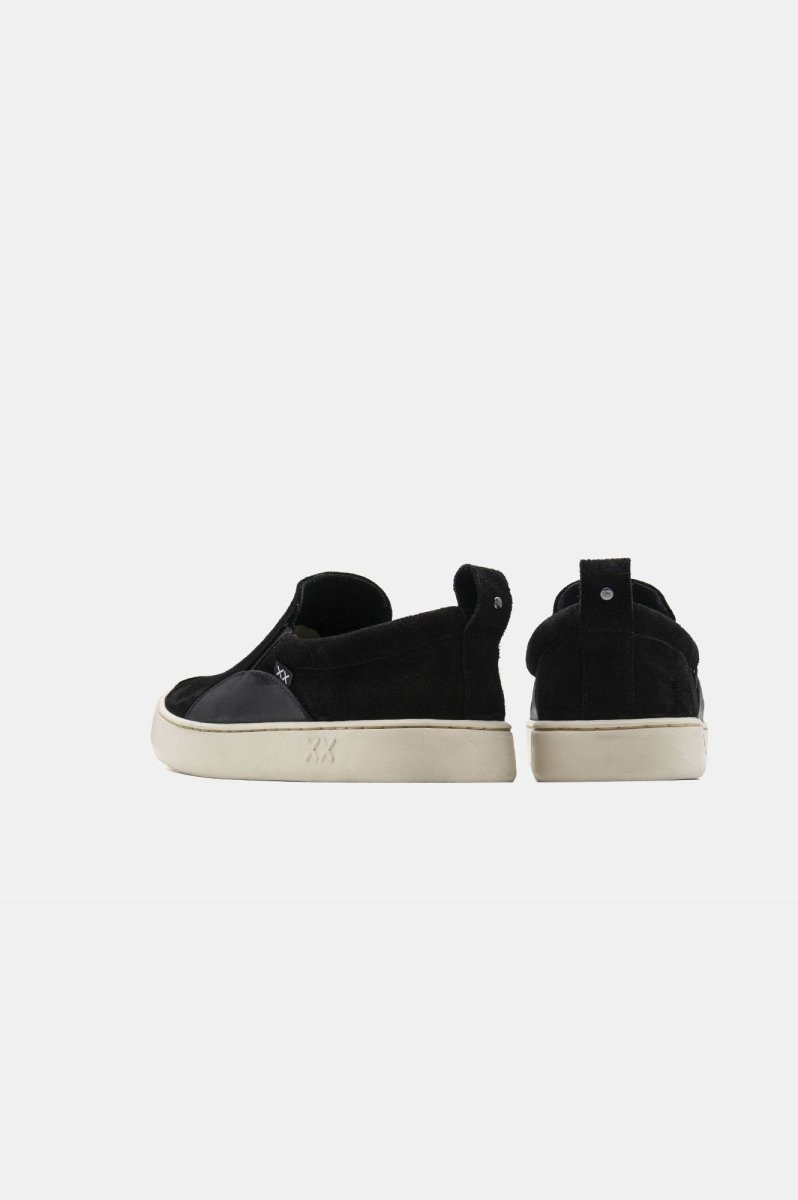 Shoes - Zapatilla Slip - On Hombre - Capitan Suede Black - BESTIAS