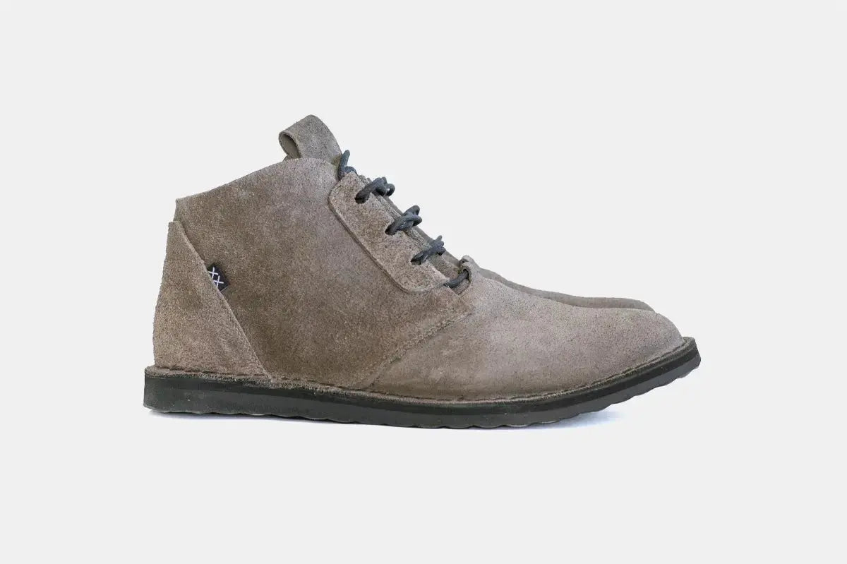 Botín Hombre - Dingo Suede Plutón — Bestias