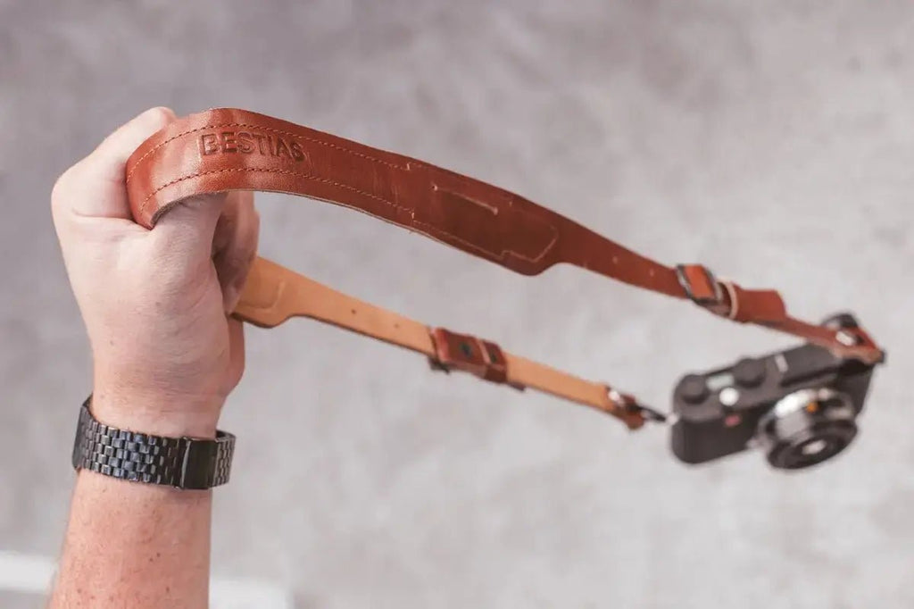 Strap Camara Toffee — Bestias