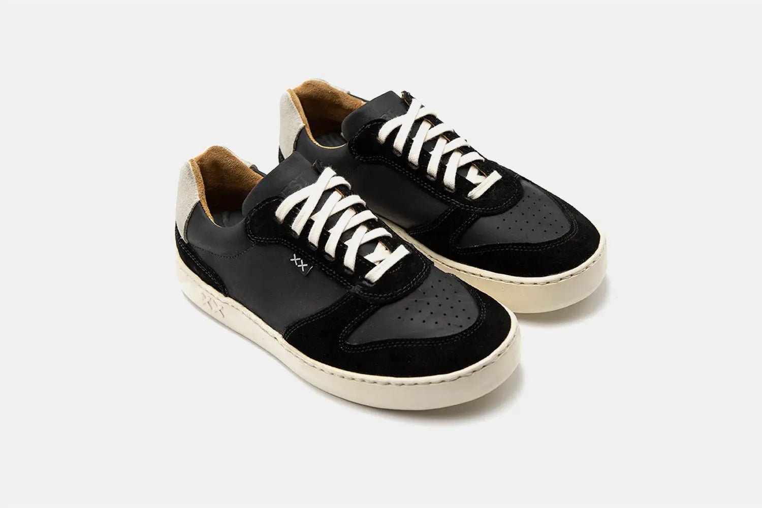 Shoes - Zapatilla Mujer - Bora Black - BESTIAS